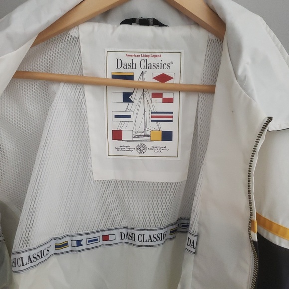 Vintage Dash Classics white windbreaker med - Picture 3 of 6